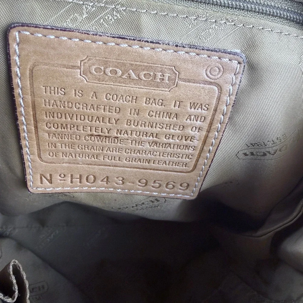 Coach Soho Tan Leather Small Backpack Vintage 9569 Drawstring Buckle Flap Bag